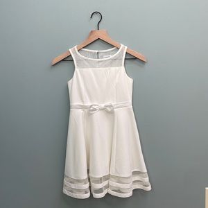 • CALVIN KLEIN DRESS •